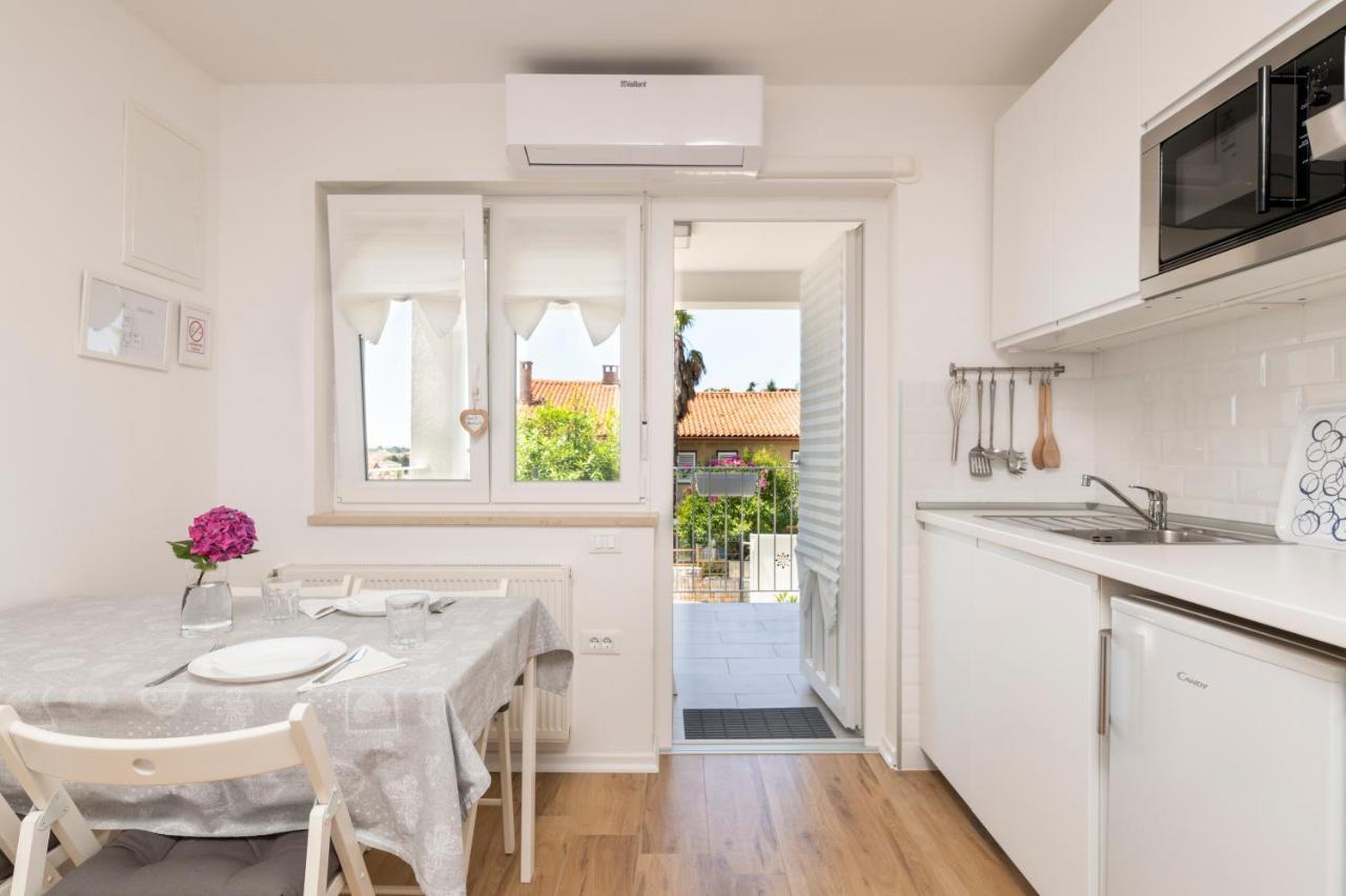 Pribetic Apartments Пореч Екстериор снимка