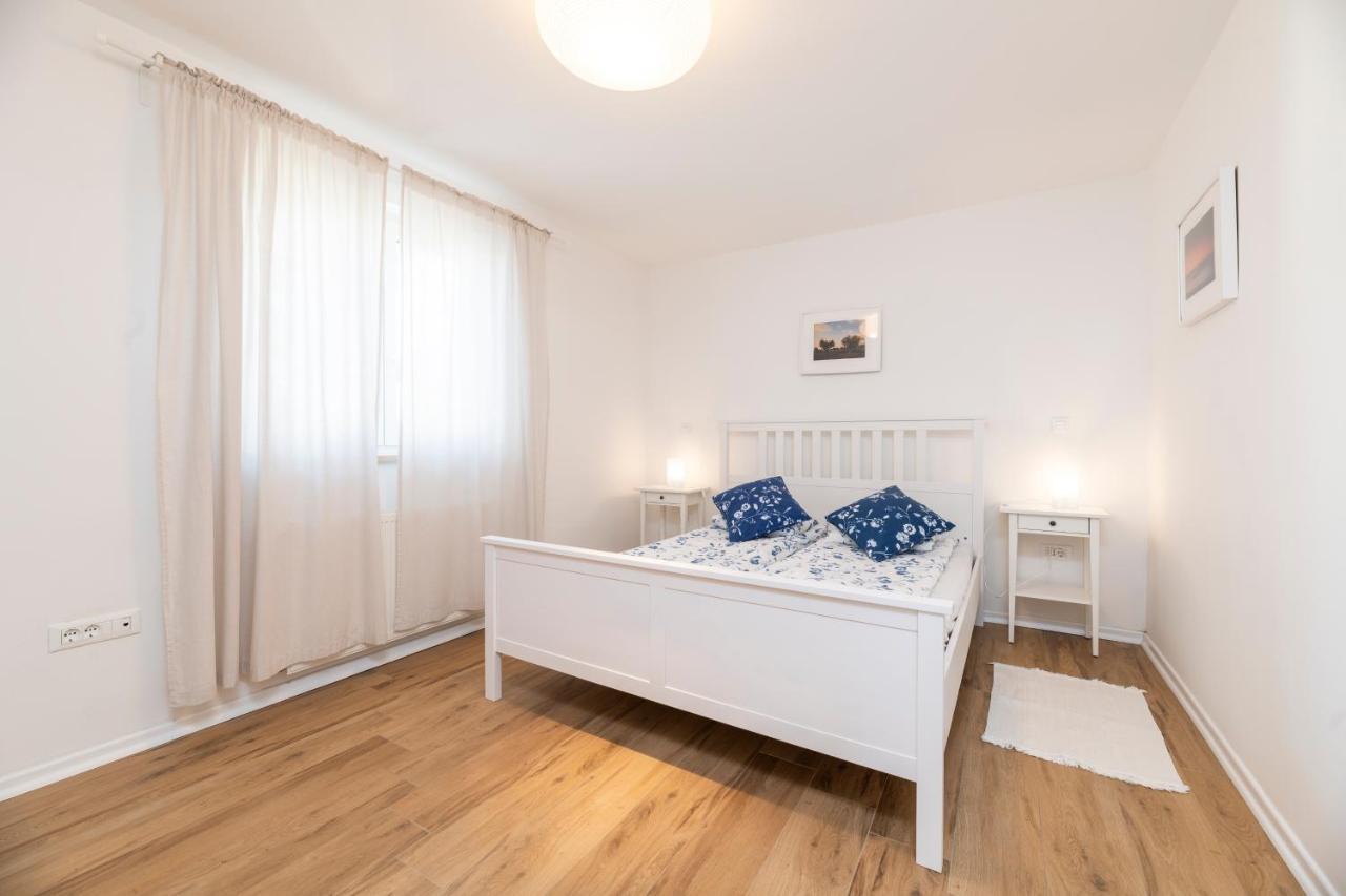 Pribetic Apartments Пореч Екстериор снимка